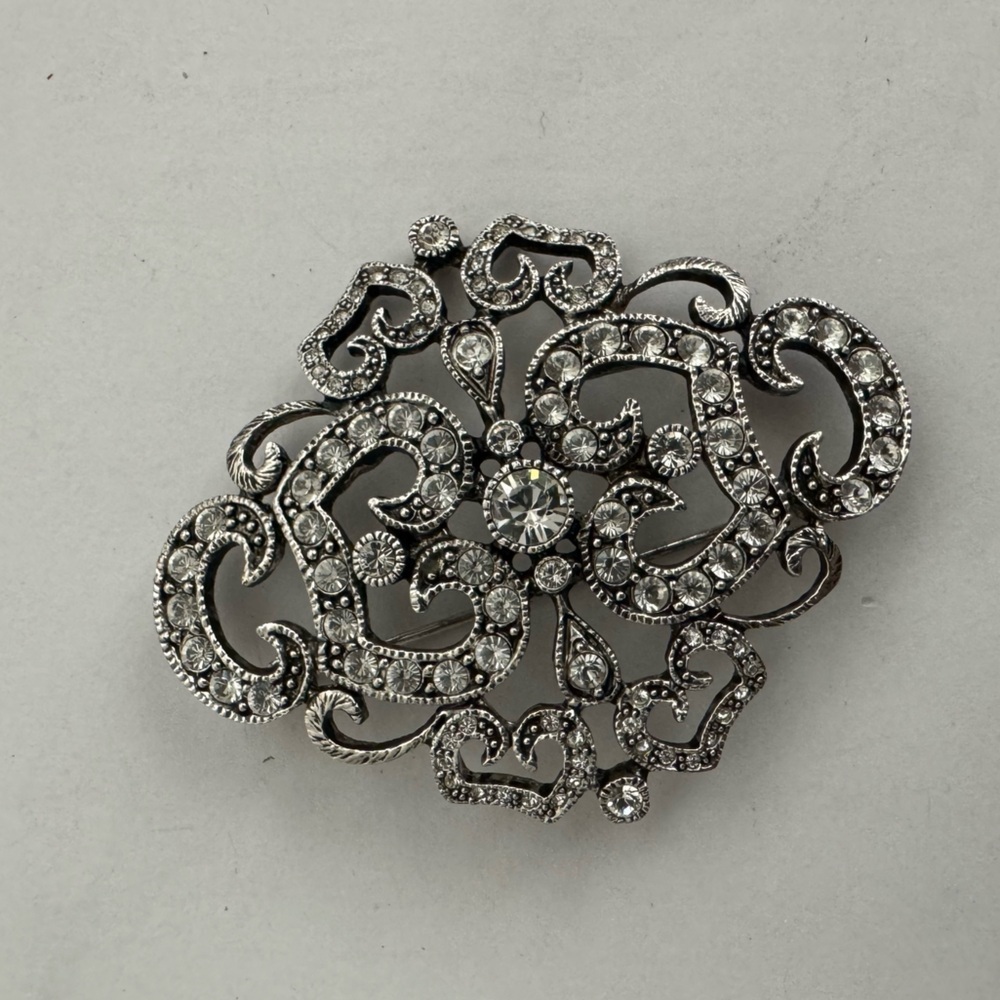 Vintage JBK Jacqueline B Kennedy Rhinestone Brooch Pin